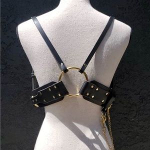 Sammi Jefcote Ardeo inspired leather harness